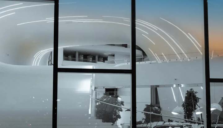 Salón comercial multiuso.